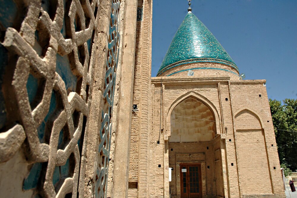این هتل بدقواره مانع ثبت جهانی ارگ کریمخان شد! این هتل بدقواره مانع ثبت جهانی ارگ کریمخان شد!