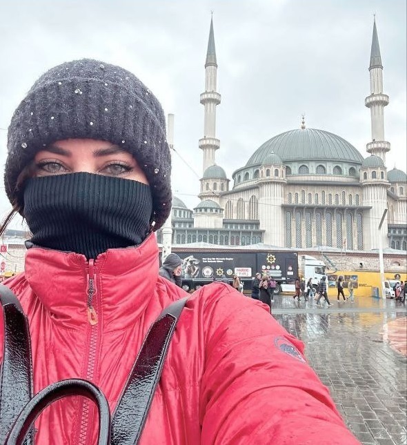 حجاب خاص نفیسه روشن در استانبول حجاب خاص نفیسه روشن در استانبول