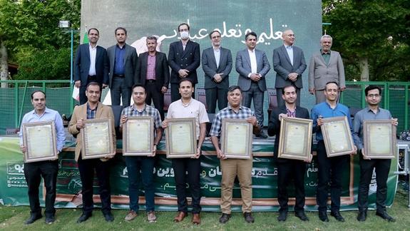 صنعت کشور مدیون مدرسان فولاد مبارکه خواهد بود صنعت کشور مدیون مدرسان فولاد مبارکه خواهد بود