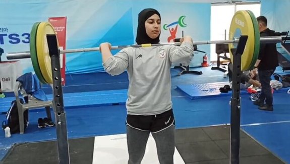 بدشانسی عجیب برای دختر وزنهبردار در کره جنوبی بدشانسی عجیب برای دختر وزنهبردار در کره جنوبی