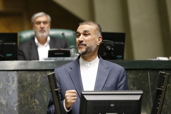گزارش امیرعبداللهیان به مجلس درباره بازگشایی سفارتها و کنسولگریهای ایران عربستان گزارش امیرعبداللهیان به مجلس درباره بازگشایی سفارتها و کنسولگریهای ایران عربستان