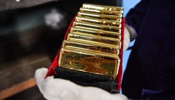 طلا در آستانه رسیدن به بالاترین قیمت طلا در آستانه رسیدن به بالاترین قیمت