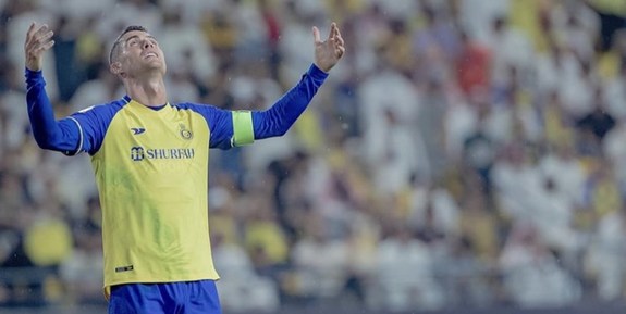 سرمربی جدید النصر دشمن رونالدو از آب درآمد! سرمربی جدید النصر دشمن رونالدو از آب درآمد!