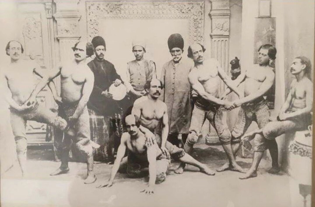 عکسی نادر از پهلوانان شمیران عکسی نادر از پهلوانان شمیران