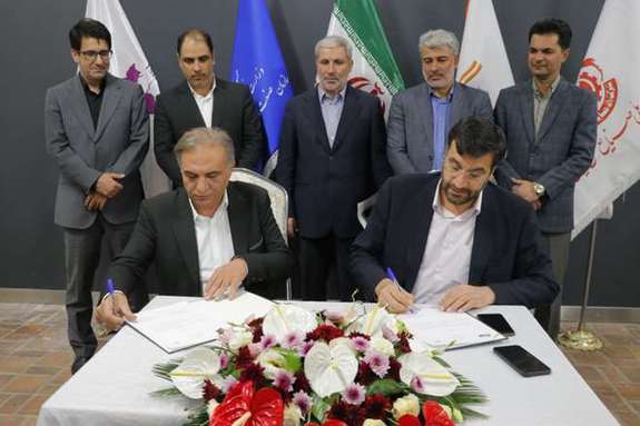 تفاهمنامه همکاری سرمایه گذاری مس سرچشمه برای ساخت قطعات در داخل امضا شد تفاهمنامه همکاری سرمایه گذاری مس سرچشمه برای ساخت قطعات در داخل امضا شد