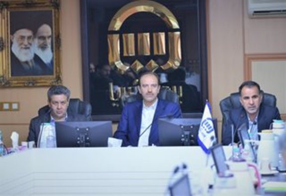 مدیرعامل بیمه آسیا در نشست مدیران حراست صنعت بیمه:نرخ شکنی، صنعت بیمه را آسیبپذیر میکند مدیرعامل بیمه آسیا در نشست مدیران حراست صنعت بیمه:نرخ شکنی، صنعت بیمه را آسیبپذیر میکند