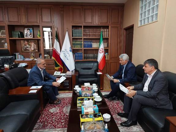 دیدار دکتر شیری مدیرعامل پست بانک ایران با دکتر حسینی معاون امور مجلس رییس جمهور دیدار دکتر شیری مدیرعامل پست بانک ایران با دکتر حسینی معاون امور مجلس رییس جمهور