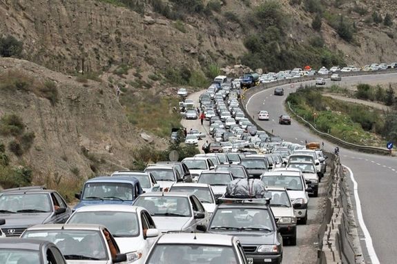 ترافیک سنگین در آزادراه ساوه – تهران ترافیک سنگین در آزادراه ساوه – تهران