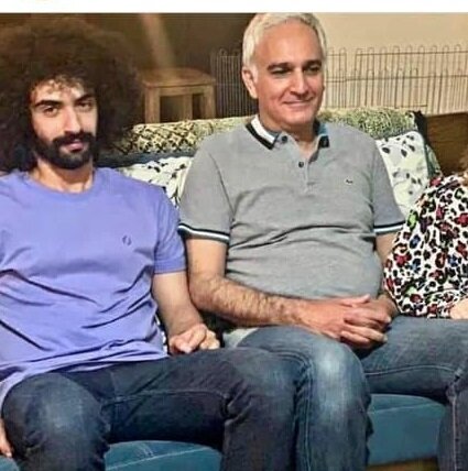عکس بیژن بنفشه خواه در کنار پسرش عکس بیژن بنفشه خواه در کنار پسرش