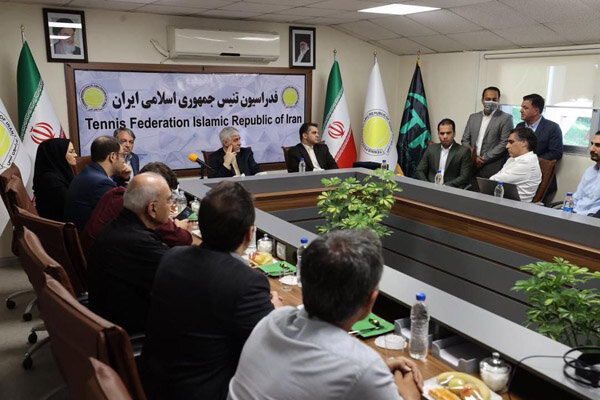 وزیر ورزش و جوانان از فدراسیون تنیس بازدید کرد وزیر ورزش و جوانان از فدراسیون تنیس بازدید کرد