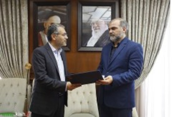 قدردانی از مدیرعامل شرکت هواپیمایی کیش قدردانی از مدیرعامل شرکت هواپیمایی کیش