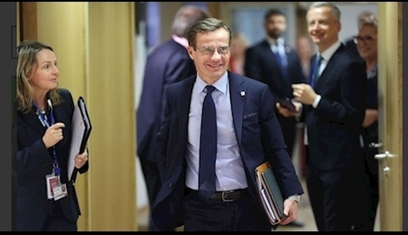 تاکید نخست وزیر سوئد بر حمایت از اوکراین تاکید نخست وزیر سوئد بر حمایت از اوکراین