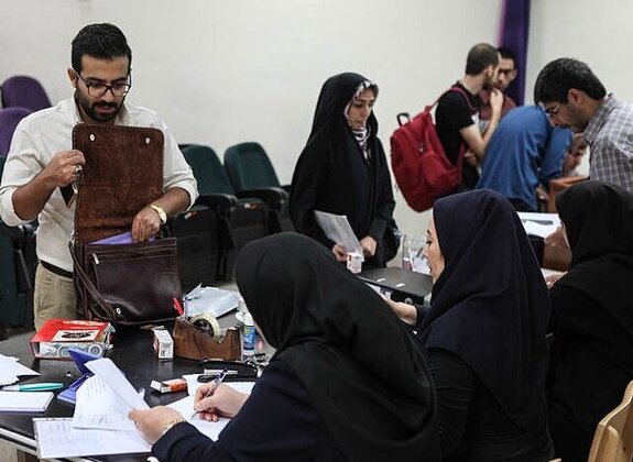 تعرفه خدمات کاریابیهای داخلی و خارجی اعلام شد تعرفه خدمات کاریابیهای داخلی و خارجی اعلام شد