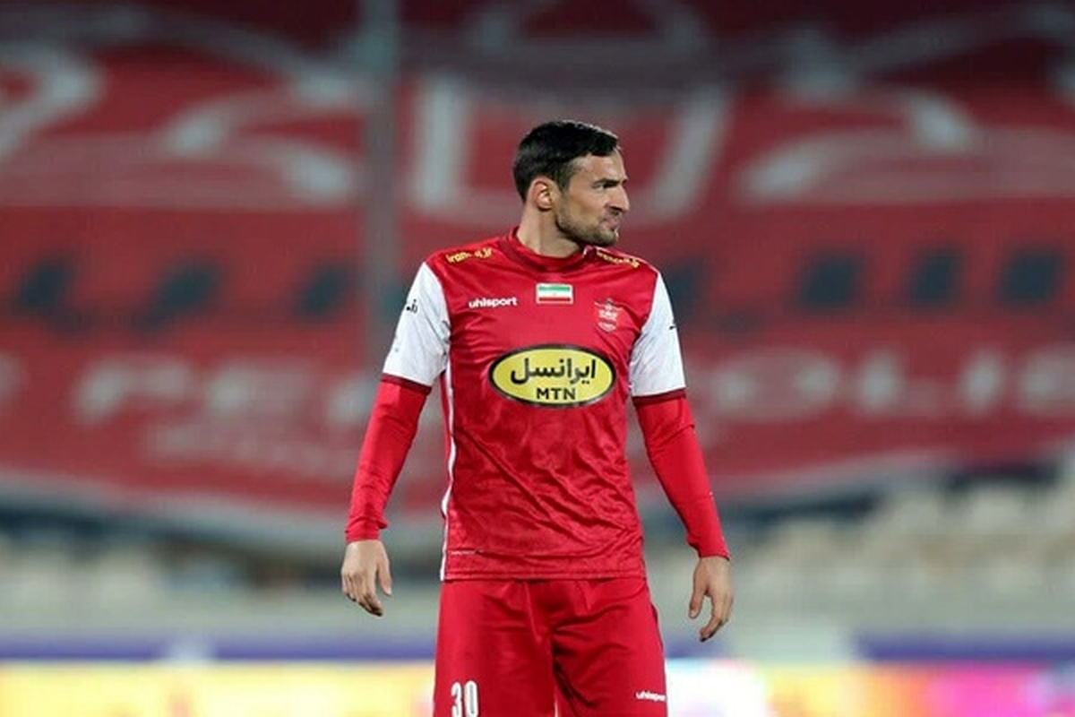 اعتراض مدافع پرسپولیس به قوانین امضای قرارداد اعتراض مدافع پرسپولیس به قوانین امضای قرارداد