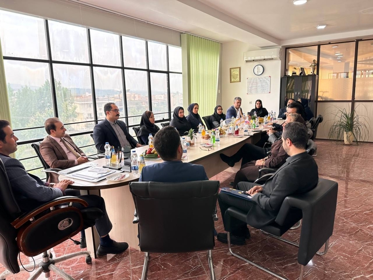 برگزاری مراسم تقدیر از نمایندگان برتر شعبه اشخاص ساری