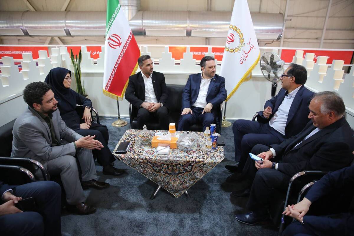 همکاریهای نزدیک و تقویت روابط مشترک بانک ملی ایران با فعالان صنعت مالی همکاریهای نزدیک و تقویت روابط مشترک بانک ملی ایران با فعالان صنعت مالی