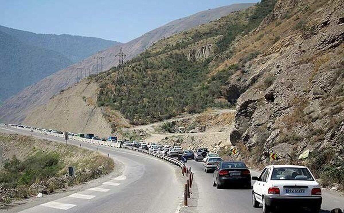 بازگشایی مسیر کرج-چالوس از جادهای انحرافی بازگشایی مسیر کرج-چالوس از جادهای انحرافی