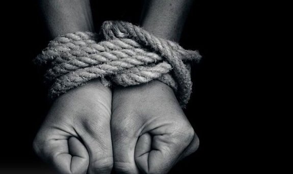 دستگیری ۲ جوان شیرازی در گروگانگیری ۱۴ نفر در مشهد دستگیری ۲ جوان شیرازی در گروگانگیری ۱۴ نفر در مشهد