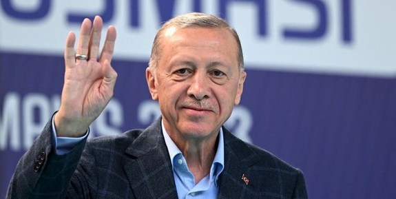 (ویدئو) اردوغان از سرخوشی آواز خواند! (ویدئو) اردوغان از سرخوشی آواز خواند!