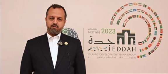 تسریع در پروژههای عمرانی و سرمایهگذاری با بانک توسعه اسلامی بعد از تاخیر چند ساله تسریع در پروژههای عمرانی و سرمایهگذاری با بانک توسعه اسلامی بعد از تاخیر چند ساله