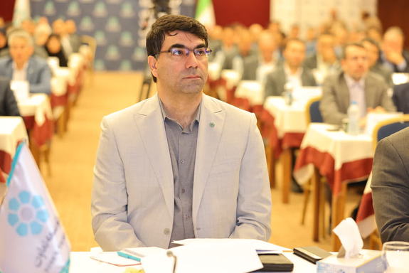 تعهد، تخصص و کارآمدی از مهمترین معیارهای پذیرش مسئولیت در بانک توسعه تعاون است تعهد، تخصص و کارآمدی از مهمترین معیارهای پذیرش مسئولیت در بانک توسعه تعاون است