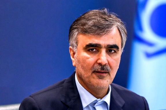 رئیس&zwnj;کل بانک مرکزی تهران را به مقصد واشنگتن ترک کرد