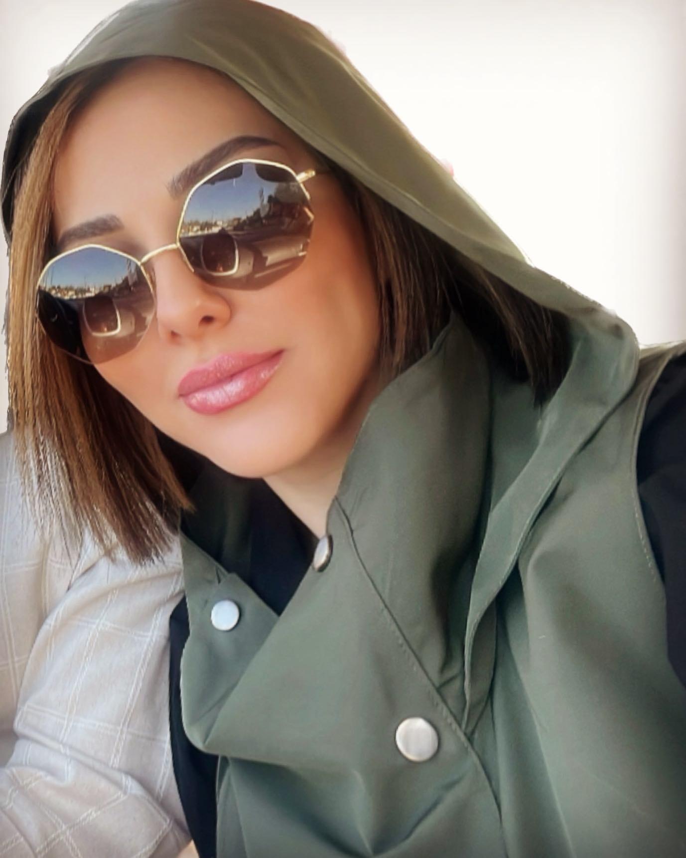 عکس زیبا و جذاب لیلا اوتادی با تیپ پاییزی