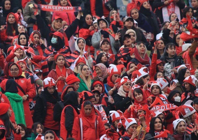 گزارش زنده؛ داربی دو تیم پرسپولیس و استقلال گزارش زنده؛ داربی دو تیم پرسپولیس و استقلال