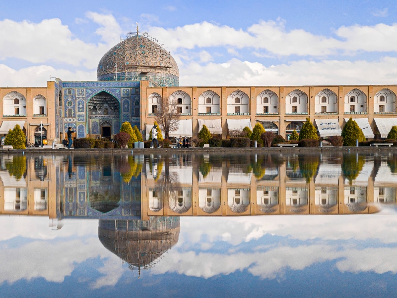مکانهای تفریحی اصفهان؛ از جاذبههای تاریخی تا تفریحات مدرن مکانهای تفریحی اصفهان؛ از جاذبههای تاریخی تا تفریحات مدرن