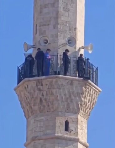 نماز جمعه عجیب تحریرالشام در سوریه! نماز جمعه عجیب تحریرالشام در سوریه!