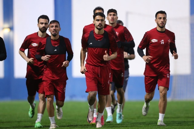 کدام ستاره های پرسپولیس مقابل الهلال حضور ندارند؟ کدام ستاره های پرسپولیس مقابل الهلال حضور ندارند؟