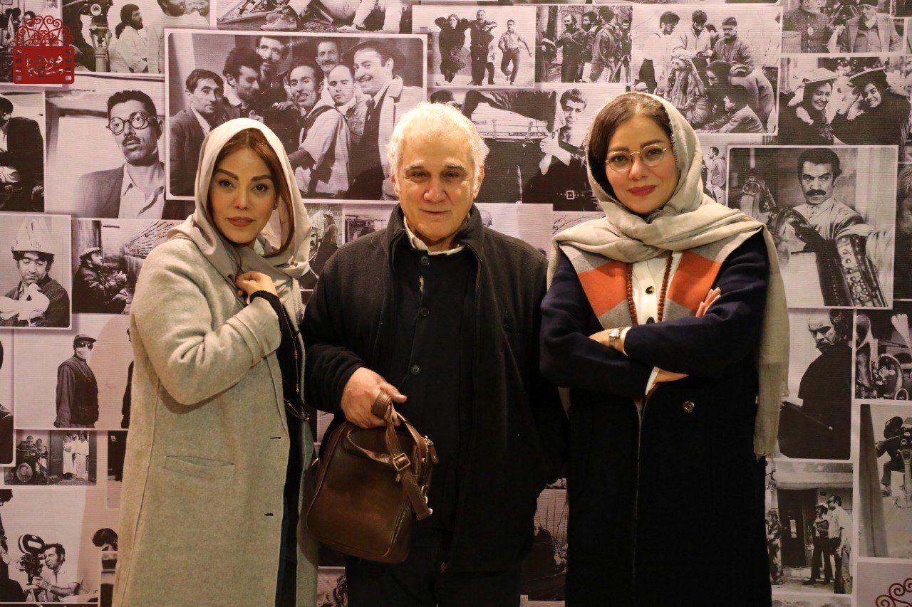 مهدی هاشمی با همسرش؛ البته گلاب آدینه نه مهنوش صادقی! مهدی هاشمی با همسرش؛ البته گلاب آدینه نه مهنوش صادقی!