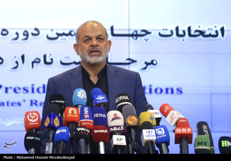 در اولین روز ثبتنام انتخابات ریاست جمهوری چه کسانی ثبت نام کردند؟ در اولین روز ثبتنام انتخابات ریاست جمهوری چه کسانی ثبت نام کردند؟