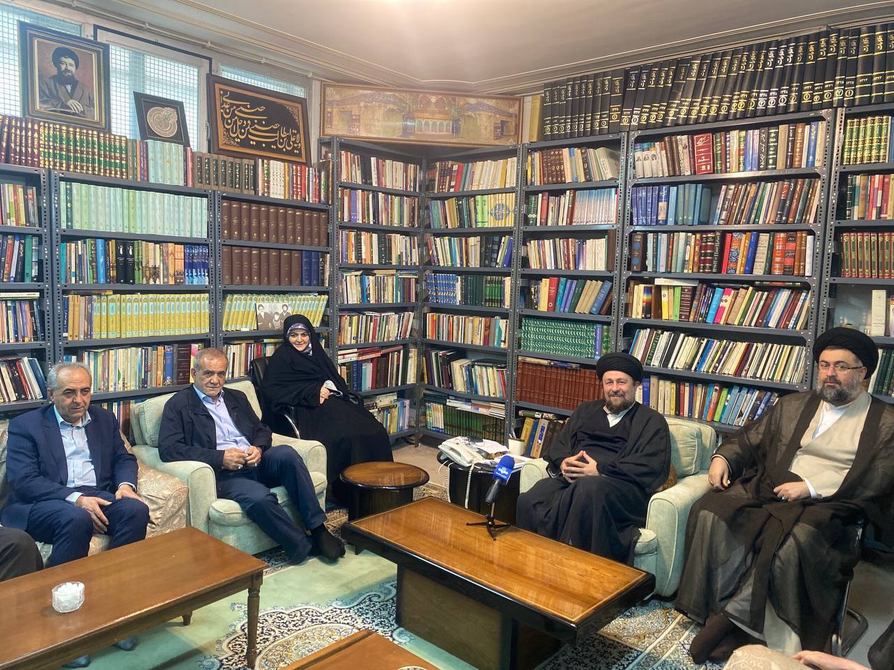 دیدار پزشکیان با سیدحسن خمینی دیدار پزشکیان با سیدحسن خمینی