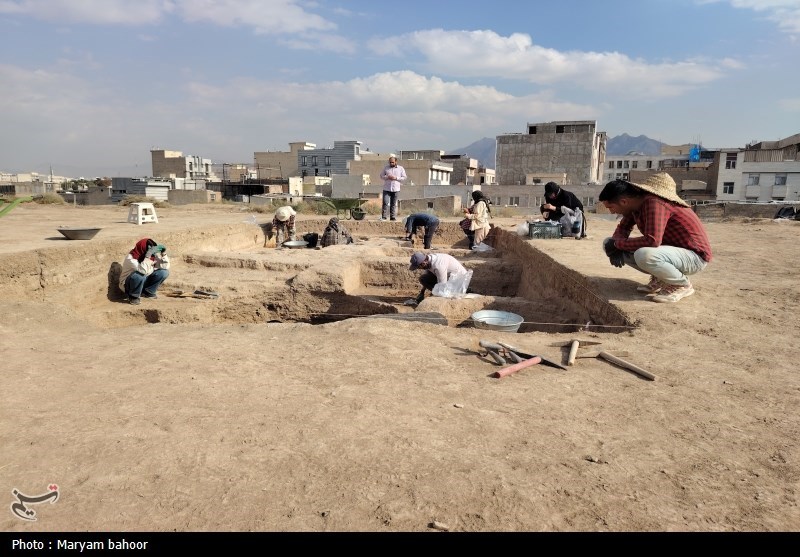 زیباییهایی که در کاوشهای تپه ۷ هزار ساله چشمهعلی به دست آمد زیباییهایی که در کاوشهای تپه ۷ هزار ساله چشمهعلی به دست آمد