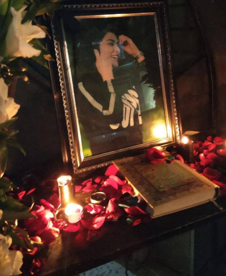 بهاره سرگلزایی دوبلور برنامه عصر جدید درگذشت بهاره سرگلزایی دوبلور برنامه عصر جدید درگذشت