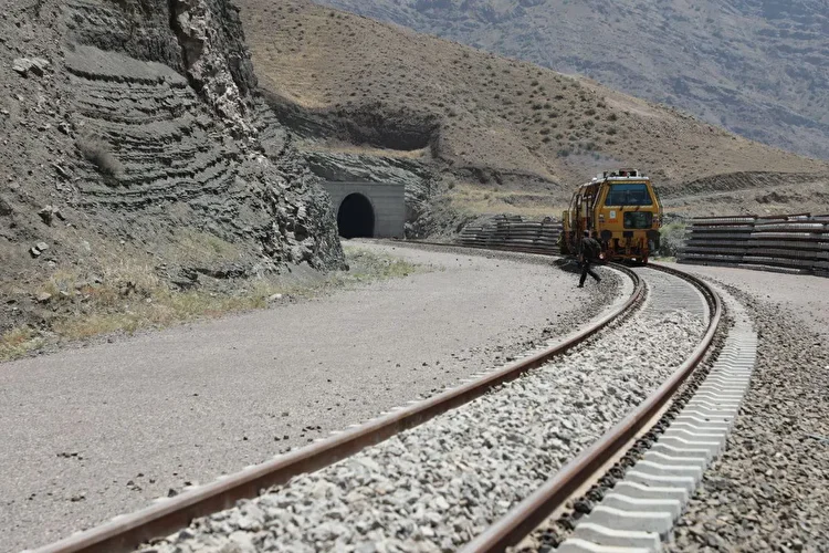 شمارش معکوس برای افتتاح رسمی راه‌آهن اردبیل