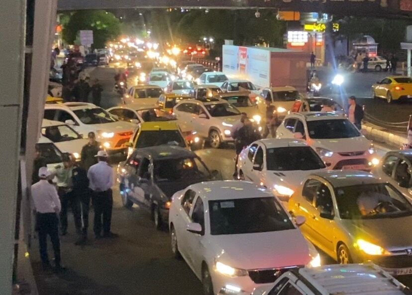 تراکتور قهرمان لیگ برتر فوتبال ایران شد تراکتور قهرمان لیگ برتر فوتبال ایران شد