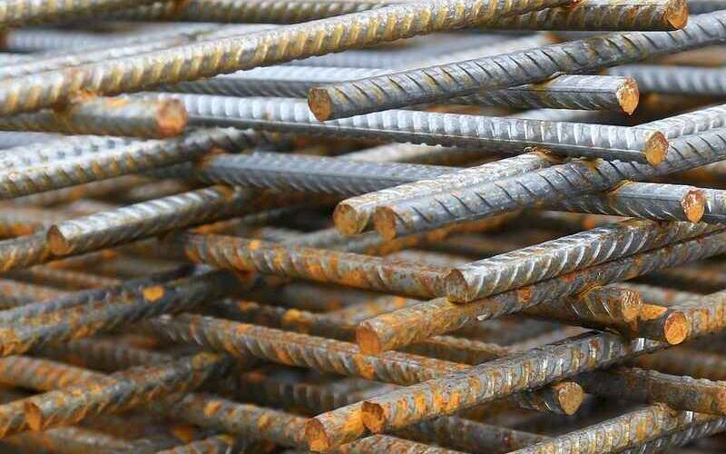 وابستگی بازار مسکن و خودرو به آهن وابستگی بازار مسکن و خودرو به آهن