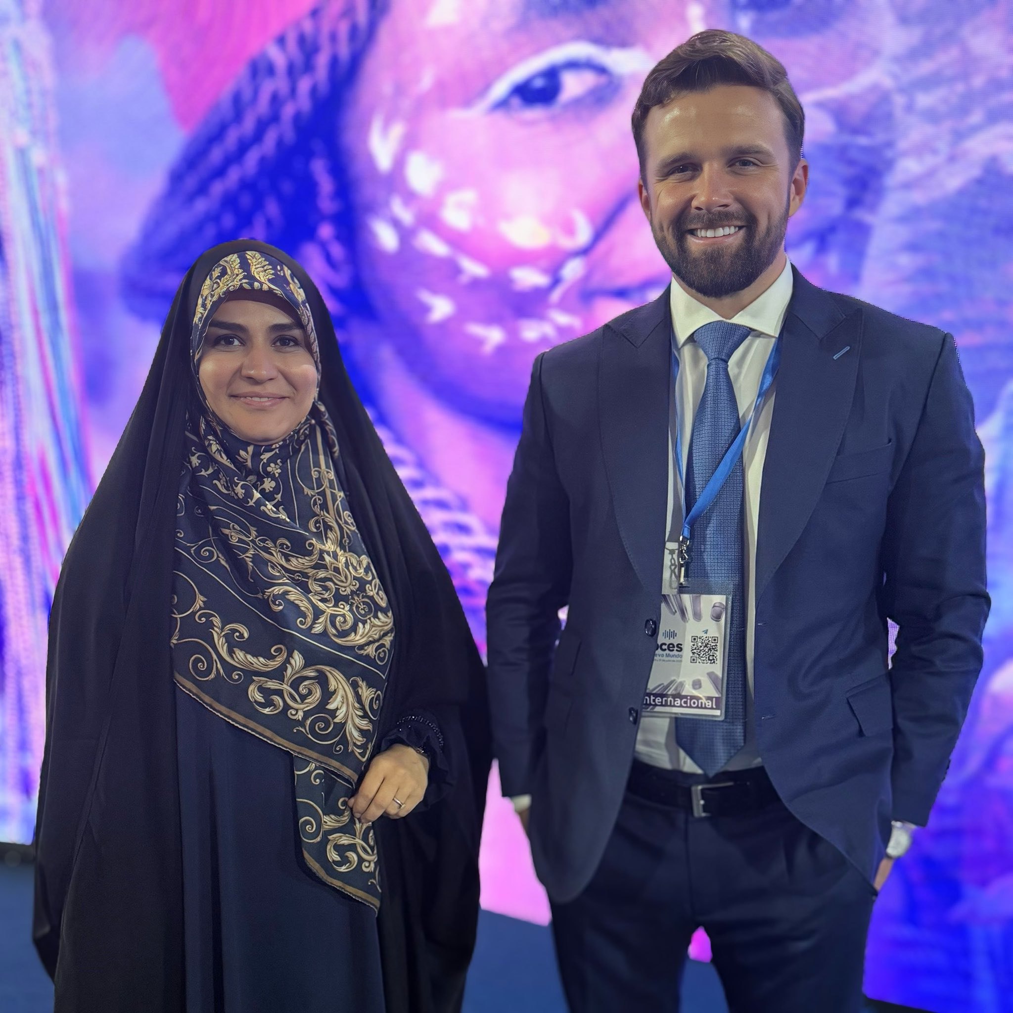 تصویری از دیدار جکسون هینکل و سحر امامی در ونزوئلا تصویری از دیدار جکسون هینکل و سحر امامی در ونزوئلا