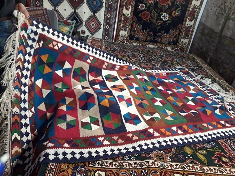 برگزاری دوره‌های آموزشی رایگان صنایع‌دستی در نهاوند