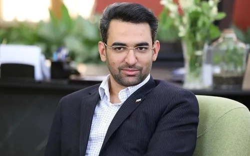دلیل جالب عکس سلفی آذری جهرمی