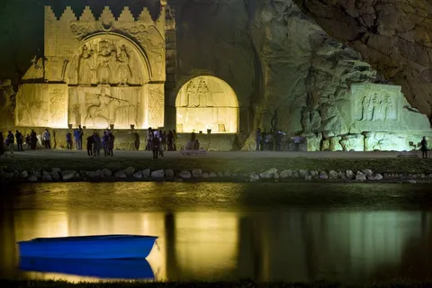 به مهمانی طاق بستان برویم
