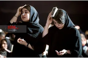 زنان و دخترانی که با حجاب‌های گوناگون به مراسم «احیا» رفتند + عکس