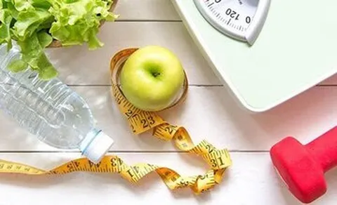 حذف وعده‌های غذایی به کاهش وزن کمک می‌کند؟