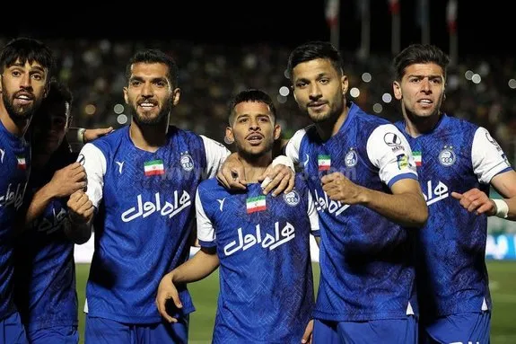 کار سخت ساپینتو برای انتخاب خط هافبک استقلال
