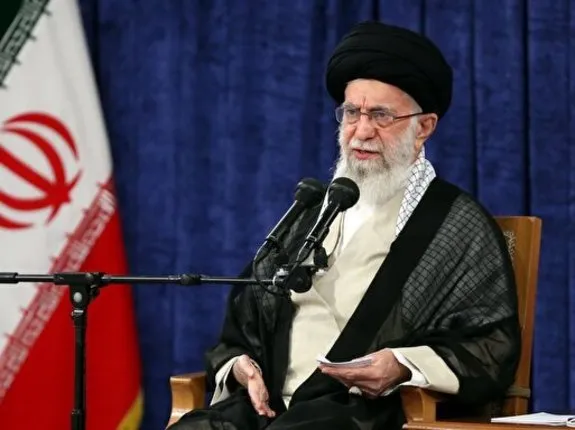 رهبر انقلاب:قانون اقدام راهبردی کشور را از سرگردانی در قضیه هسته‌ای نجات داد