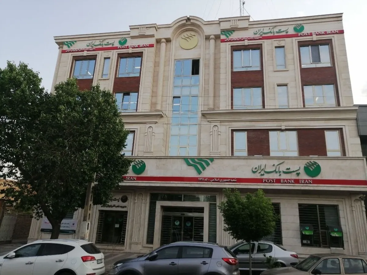 در ادامه سفر‌های استانی؛ مدیر عامل پست بانک ایران و هیات همراه به استان آذربایجان شرقی سفر کردند