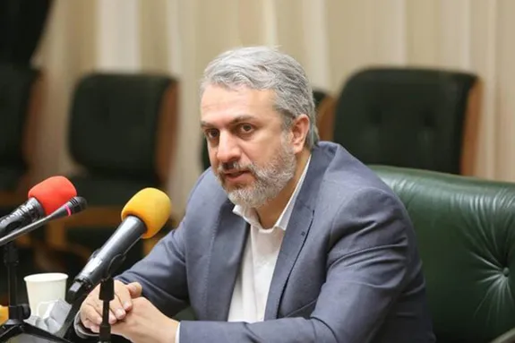 ماجرای تغییر وزیر صمت به دلیل آشفتگی بازار خودرو