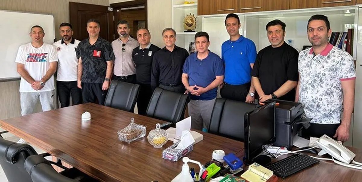 مربیان تیم ملی فوتبال بدون قرارداد